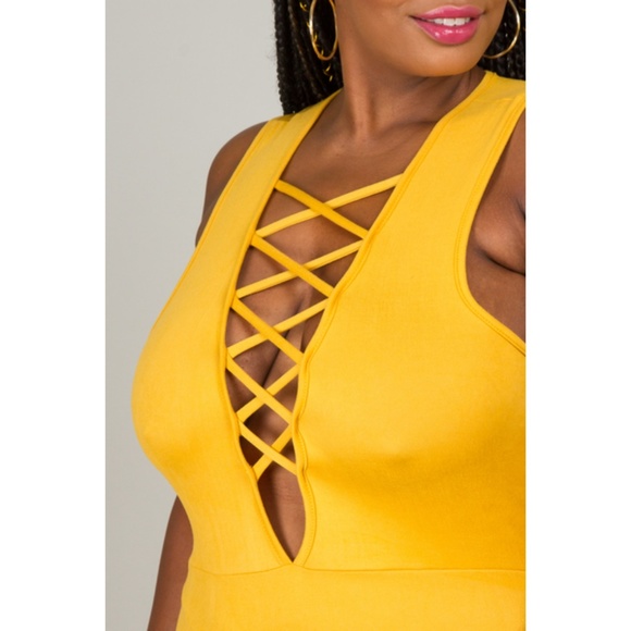 1x-3x  DEEP V WITH CROSSED SPAGHETTI BODYSUIT - Picture 4 of 6